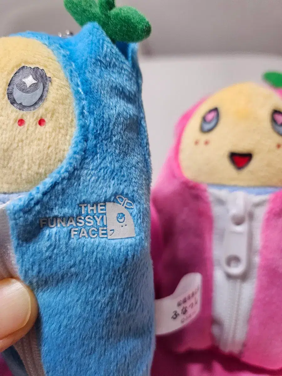 thumbnail-1